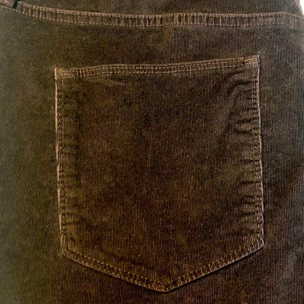 Universal Thread High Rise Skinny Crop Jean - Picture 3 of 6
